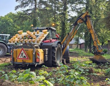 Hauschild forstmulcher schlepper seitenarm 034