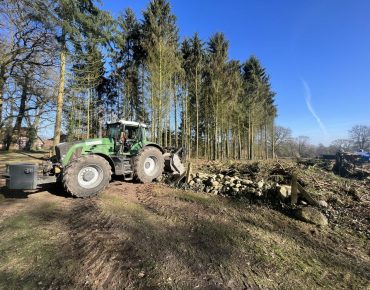 Hauschild forstmulcher schlepper seitenarm 046