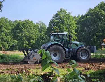 Hauschild forstmulcher schlepper seitenarm 047