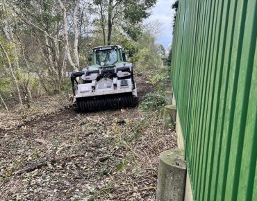 Hauschild forstmulcher schlepper seitenarm 050